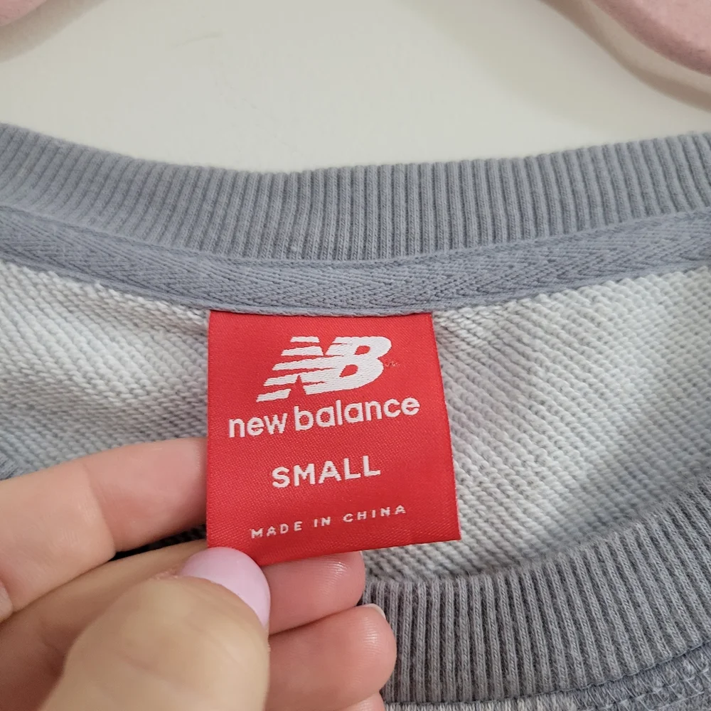 New balance camo print sweatshirt S - Picture 3 of 4